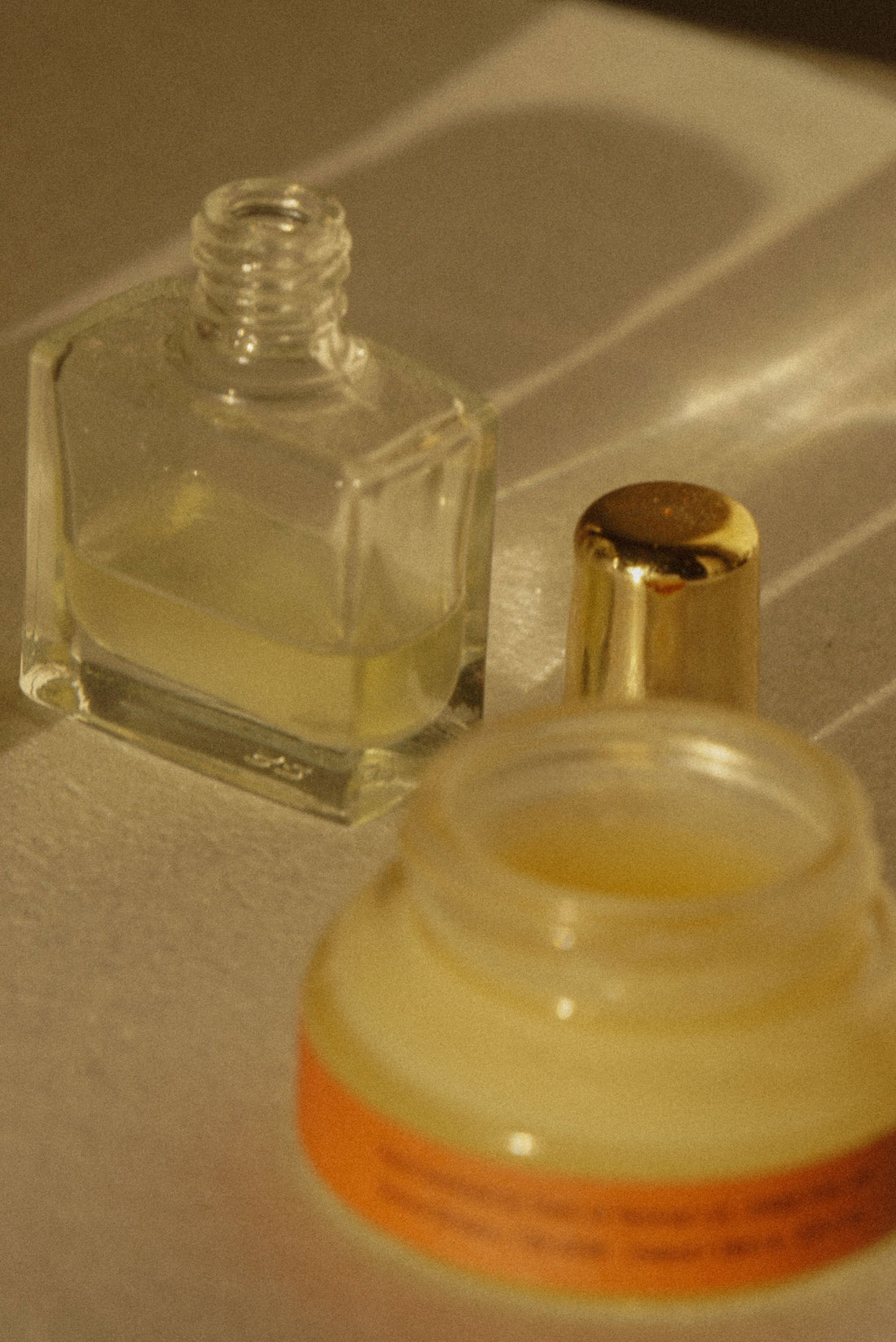 B-VITAMIN MYTHS & SKIN